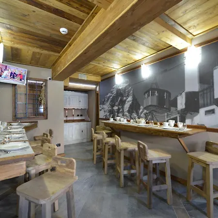 Mollino Готель типу 