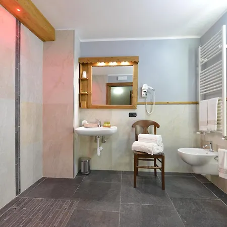 Mollino Готель типу 